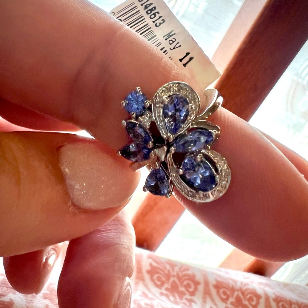 sterling silver purple tanzanite stone & diamond ring